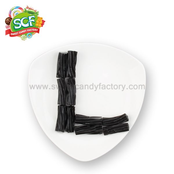 Black bulk licorice flavor licorice sticks produced by China candy