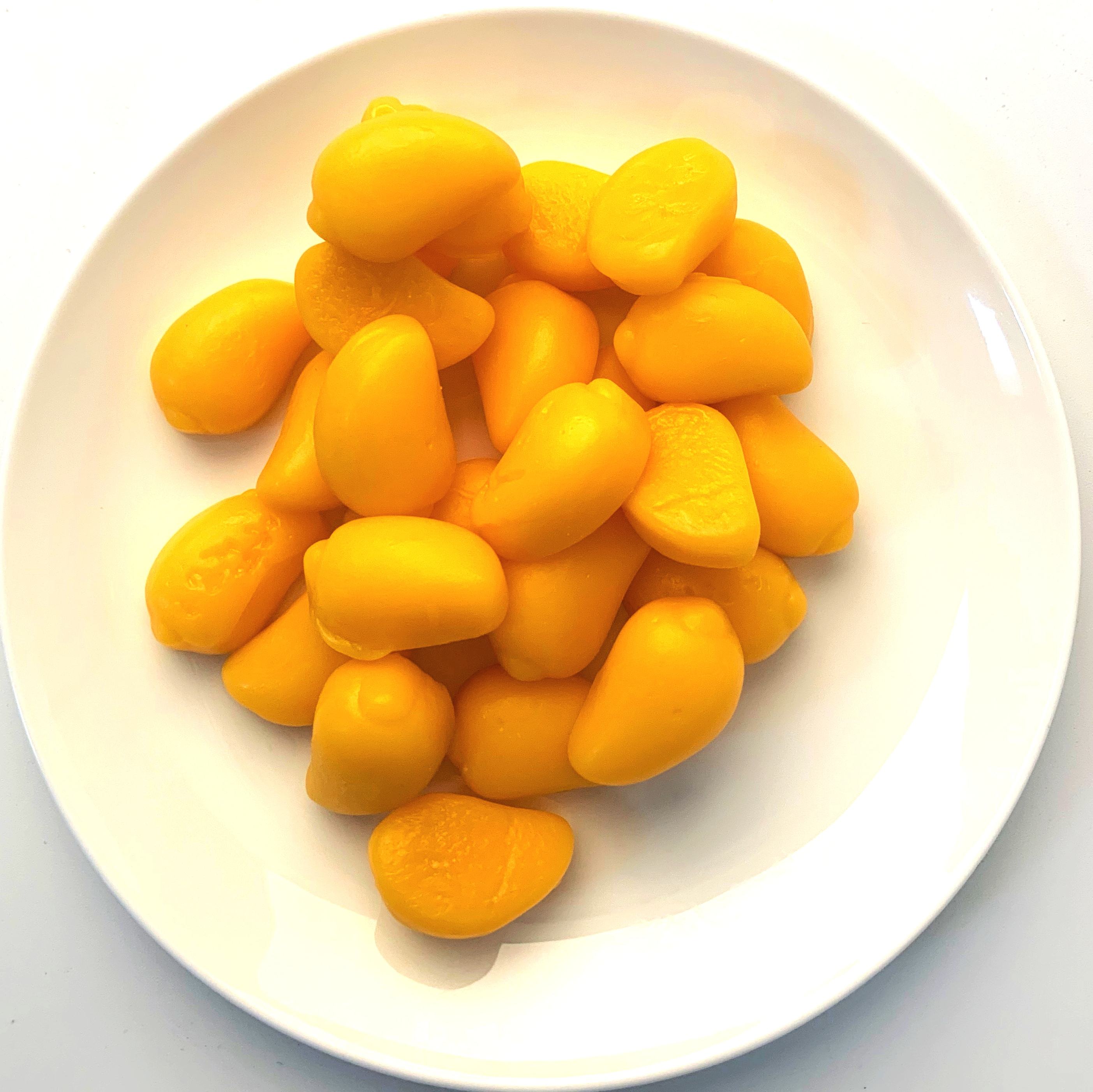 Fruit Shaped Peelable Soft Candy Peeling Mango Gummy Candy