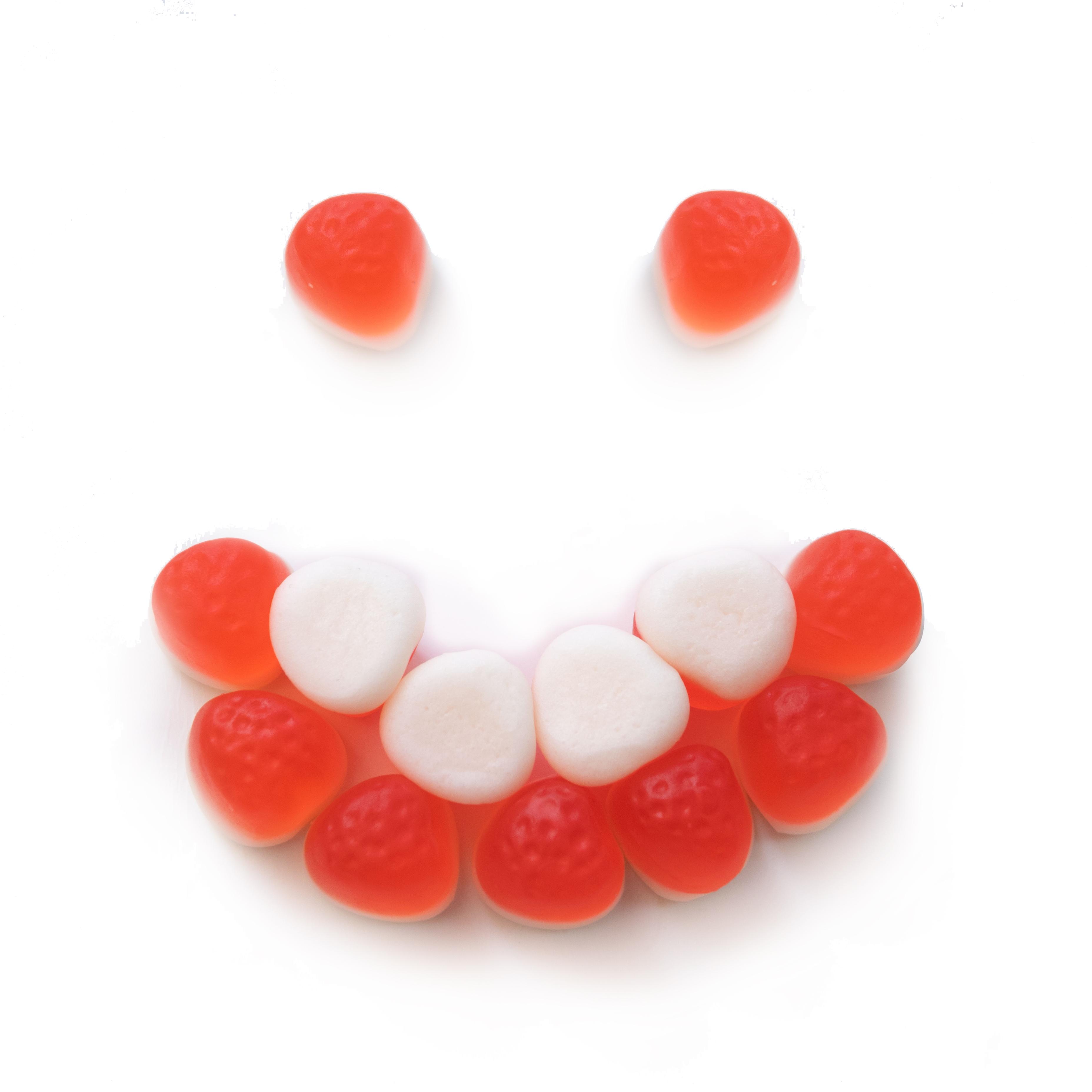 Hot Sale Fruity Strawberry Flavor Fruit Shape Soft Gummy Candy