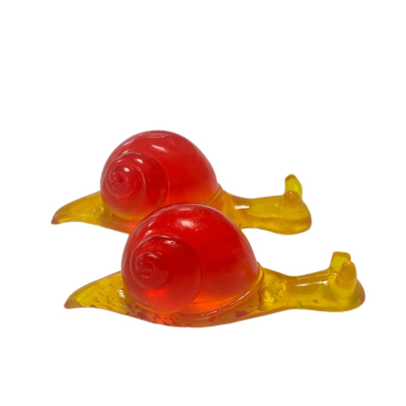 Hot Sale Customized Animal Shaped Strawberry Fruity Flavor Snail Gummy Candy